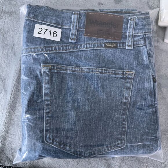 Wrangler Straight Leg Jeans Mens Size 38X32 Advanced Comfort MGW25MW Blue - Picture 12 of 12